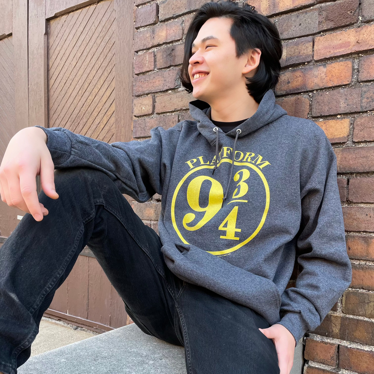 Harry Potter 9 3/4 Heather Pullover Hoodie product image 2